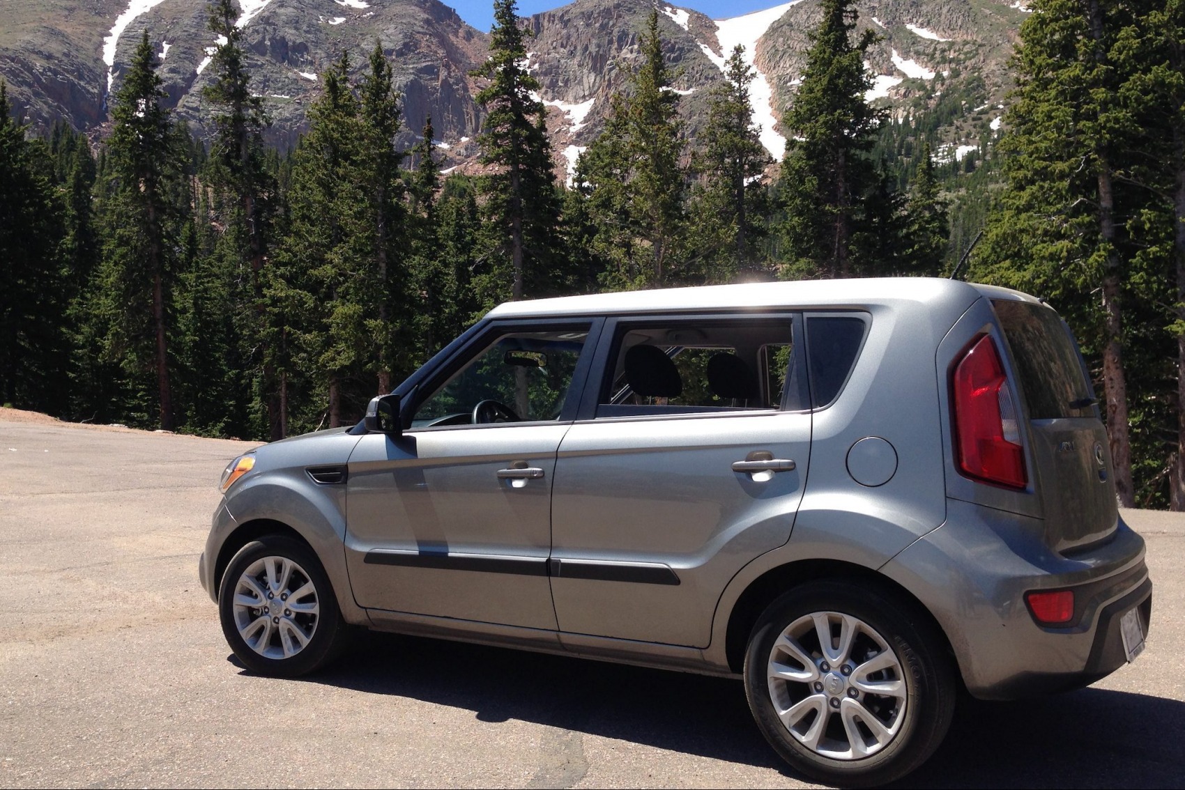 Car in mountains